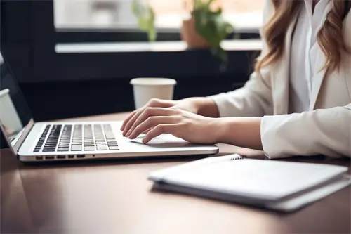 洞口美食小街在哪里